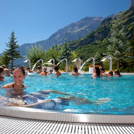 Hotel Alpenblick-Leukerbad-Therme Exteriör bild