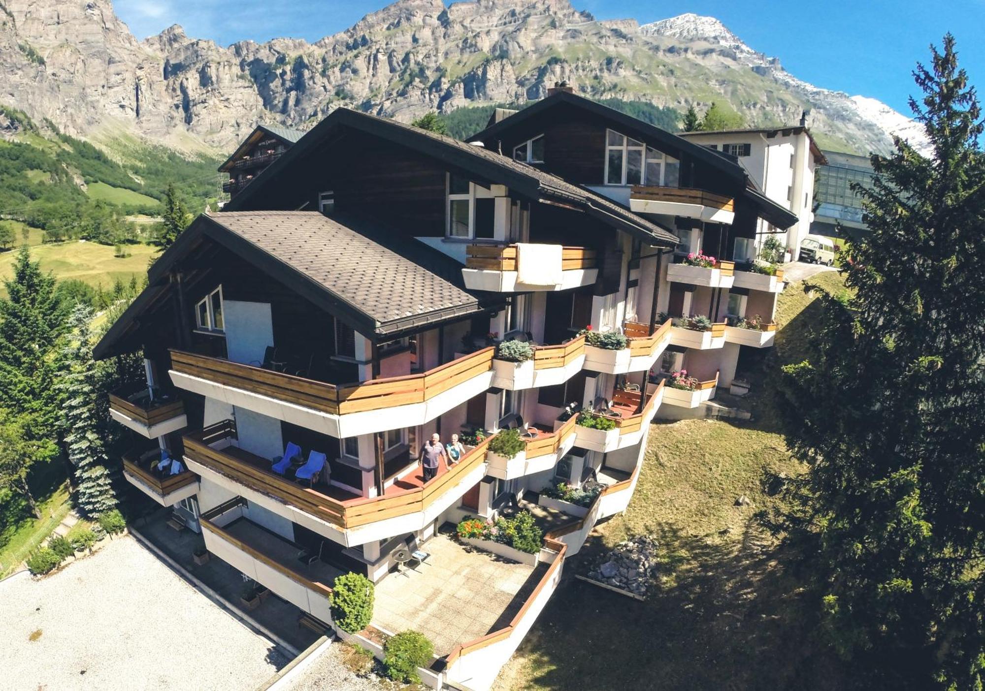Hotel Alpenblick-Leukerbad-Therme Exteriör bild