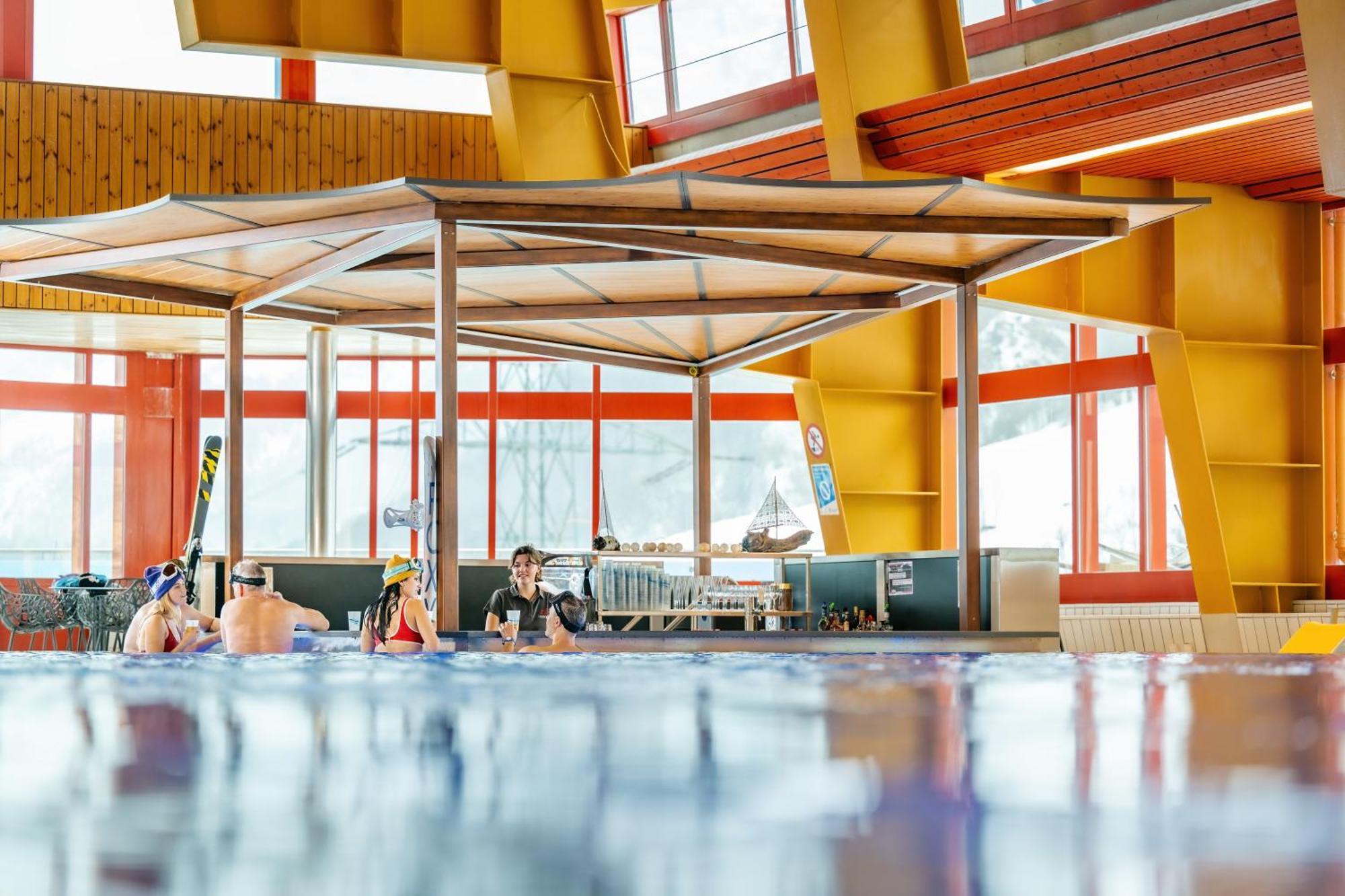 Hotel Alpenblick-Leukerbad-Therme Exteriör bild